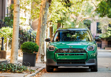 Представлен Mini Countryman Electric 2025 с круглым экраном и внушительной динамикой