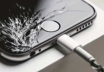 Спрос на ремонт iPhone в России взлетел