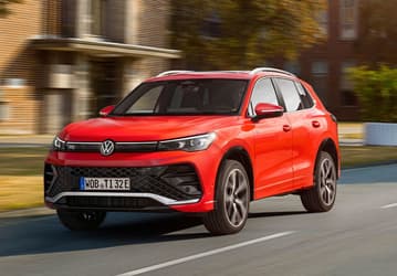 Представлен совершенно новый Volkswagen Tiguan 2024. До 268 л.с., переработанная подвеска, 15-дюймовый экран в салоне и совершенно новый интерьер