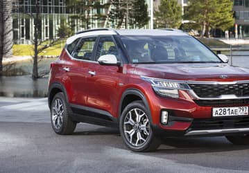 В России неожиданно подорожали машины Kia. Kia Seltos теперь стоит от 2,065 млн рублей, Kia Cerato — от 2,16 млн рублей