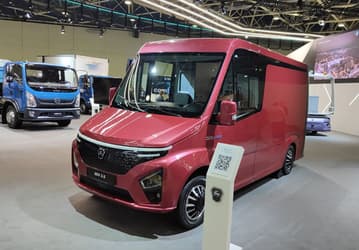 ГАЗ показал электрофургон для служб доставки