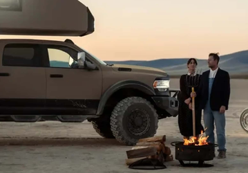 Представлен максимально комфортный Ram 5500 с двумя кроватями, душем, туалетом и полноценной кухней