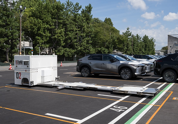 На первом заводе Toyota без конвейера появились новые роботы