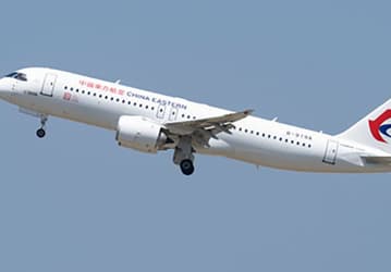 Китайский самолёт COMAC C919, созданный на замену Boeing и Airbus, стал хитом: China Eastern Airlines купит 100 таких авиалайнеров