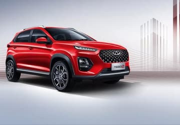 Большие очереди и наценка в 200 тыс. рублей. Кроссовер Chery Tiggo 2 ценой 1,5 млн рублей пользуется ажиотажным спросом в Казахстане