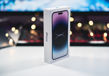 С «островом», но без USB-C: самый дорогой iPhone 14 Pro Max заметно подешевел в России