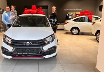 Дилеры начали выдавать первые Lada Granta Sport первым покупателям. Фото счастливых владельцев «Гранты» за 1,25 млн рублей