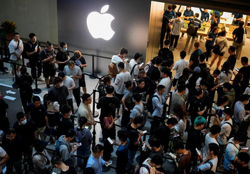 Ажиотаж уже не такой, как раньше. Спекулянтам не удалось заработать на iPhone 15 в Китае