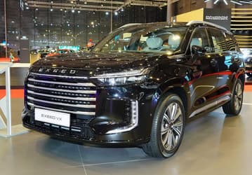 Рассекречен экспортный рестайлинговый Exeed VX для России – он получит 8-ступенчатый «автомат» Aisin