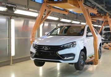 АвтоВАЗ вдвое сократит производство Lada Vesta