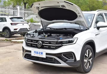 Представлен Volkswagen Tayron 2024. Он получил новый мотор