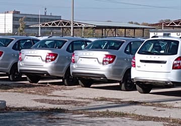 АвтоВАЗ снова работает на склад: третий день Granta сходят с конвейера в некомплектном состоянии