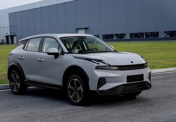 Уютно, как дома. Geely показала интерьер новейшего кроссовера Lynk & Co 06 EM-p