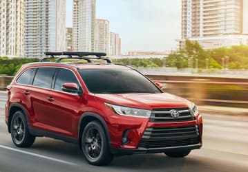 Toyota Highlander, Toyota Land Cruiser и Toyota Sequoia – в числе самых надежных внедорожников, способных проехать 800 тыс. км. Но в топ-10 есть и неожиданные модели