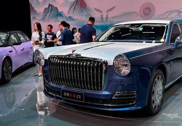 Огромный автомобиль для правительства Китая, который появится в свободной продаже. Hongqi L5 оценили в 680 000 долларов