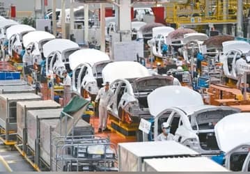 На долю Китая приходится уже 65% мировых продаж автомобилей на новых источниках энергии. Лидируют BYD, SAIC и Geely