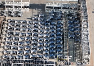 Самый разрекламированный электромобиль в истории. На заводе Tesla заметили сотни отливок для Cybertruck