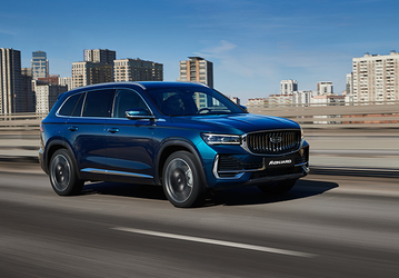 Geely Monjaro впервые влетел в топ-3 самых продаваемых иномарок в РФ