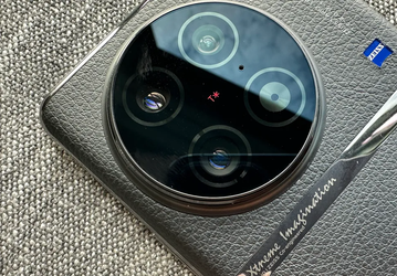 Большая камера Zeiss и самая быстрая память. Фотофлагман Vivo X100 Pro выйдет в ноябре