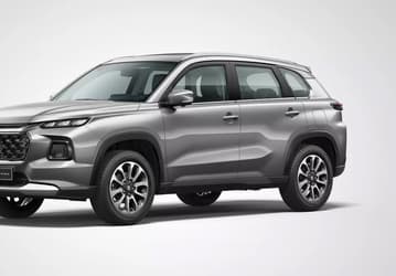 В России изменилась стоимость Suzuki Grand Vitara 2023. Этот кроссовер является клоном Toyota Urban Cruiser Hyryder