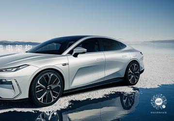 Toyota Camry отдыхает. Рассекречен люксовый 5-метровый седан Geely Galaxy E8 с отменной аэродинамикой, экраном 8К 45 дюймов и топовой SoC Qualcomm Snapdragon 8295