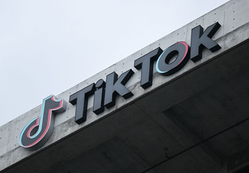 Всё ближе к YouTube: в TikTok тестируют 15-минутные ролики среди избранных пользователей