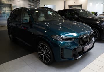 В России снова запустили продажу BMW и других брендов с официальной гарантией