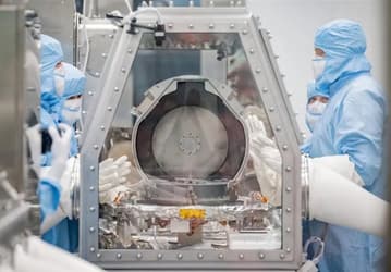 Космическая сокровищница всё ещё заперта: команда OSIRIS-REx столкнулась с трудностями при открытии контейнера с образцами астероида