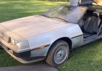 Легендарная находка. Один из первых DeLorean DMC-12 с минимальным пробегом сохранил отличное состояние