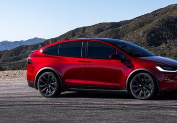 Десятки тысяч Tesla отозвали из-за проблем с тормозной системой, но Tesla заявила, что уже исправила ошибку обновлением