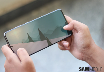 Обновляемся. Samsung починила зелёный экран у Galaxy S20 Ultra