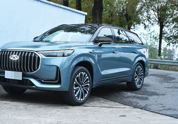 Во всех машинах Chery, Omoda и Jaecoo появится интернет с Яндексом, «ВКонтакте» и играми