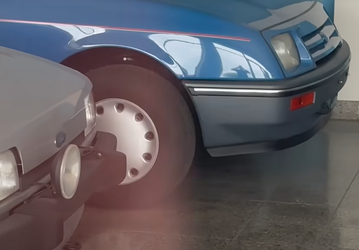 Новые Ford Sierra, Escort, Fiesta и Orion из 80-х обнаружили в заброшенном салоне в Германии
