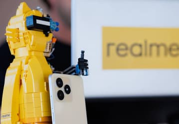 В России появятся фирменные магазины Tecno и Realme