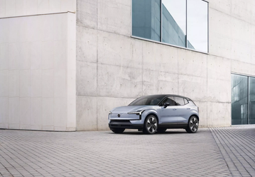 Самый быстрый Volvo за всю историю. Подробности и цены разных моделей Volvo EX30