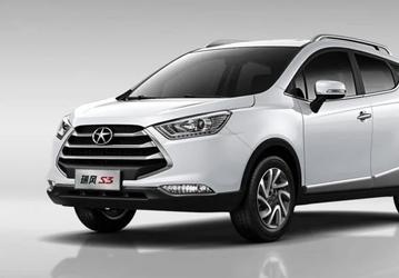 Самый дешёвый китайский кроссовер окончательно ушел из России. JAC S3 можно было купить за 1,4 млн рублей