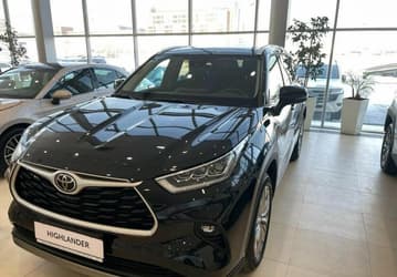 Официальные дилеры Toyota в России уже принимают заказы на Toyota Highlander 2024: 248 л.с., 8-ступенчатый «автомат» и полный привод