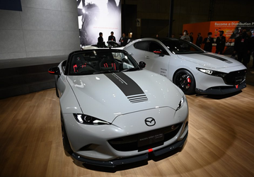 Mazda и Toyota решили использовать на 90% одинаковые бортовые системы и программное обеспечение