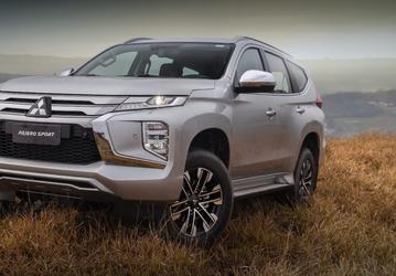 Главный конкурент Land Cruiser Prado вновь доступен в России. Mitsubishi Pajero Sport оснащается 8-ступенчатым «автоматом», честным полным приводом, бензиновым и дизельным моторами