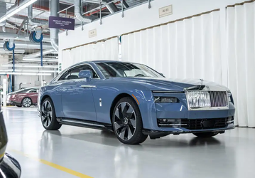 Rolls-Royce продала рекордное количество машин за год