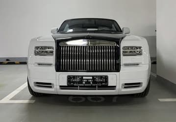 Двигатель V12 мощностью 460 л.с., отделка слоновой костью, 5,8 с до 100 км/ч. В России продают уникальный Rolls-Royce Phantom Zenith, цена может удивить
