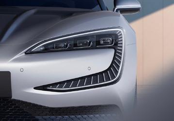 Mercedes-Benz EQS будет глотать пыль. Раскрыта мощность суперседана BYD YangWang U7