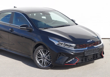Новые Kia Cerato в России подорожали более чем на миллион рублей с осени