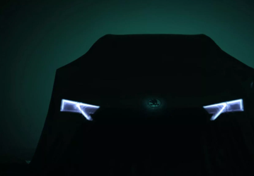 Первое официальное изображение Skoda Octavia 2024: автомобиль получит подсветку логотипа и новые фары