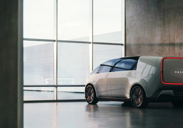Представлены совершенно новые автомобили Honda Saloon и Space-Hub
