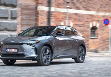 Представлен обновлённый кроссовер Toyota bZ4X для Европы. Что нового?