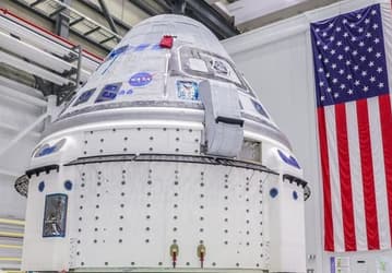 Капсула Starliner компании Boeing готовится к историческому полёту с экипажем к МКС