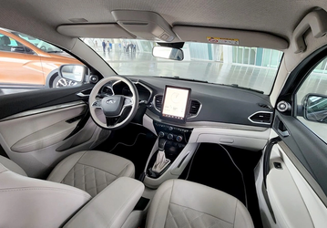 АвтоВАЗ подтвердил недорогую модель на базе Lada Aura: без кожи, без большого экрана, со слабым двигателем и МКПП