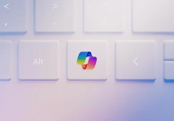 Первое большое изменение в раскладке клавиатуры ПК с Windows почти за 30 лет. Microsoft представила кнопку Copilot