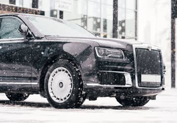 Российские аналоги Mercedes-Benz S- и E-классов, недорого. Aurus запустит производство новых автомобилей